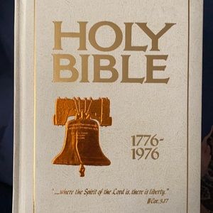 Holy Bible 1776-1976 American Bicentennial Edition